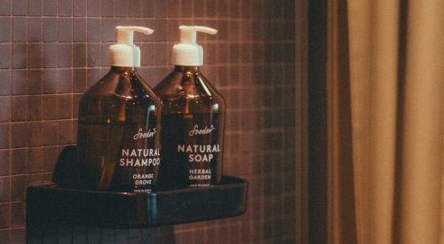 Les cosmétiques naturels et durables Soeder entrent chez 25hours Hotels