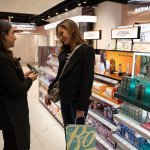 Le premier magasin « Boots Beauty » ouvre à Battersea Power Station à Londres (Photo : Courtesy of Boots UK)